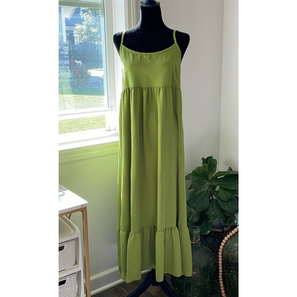 Pretty green dress